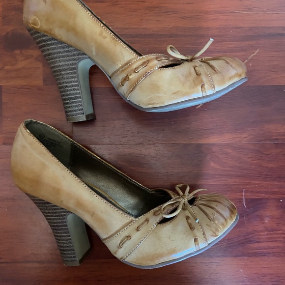 xhilaration block heels - Picture 2 of 3